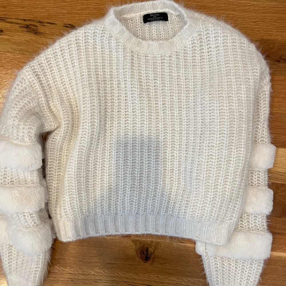 Bershka White Sweater